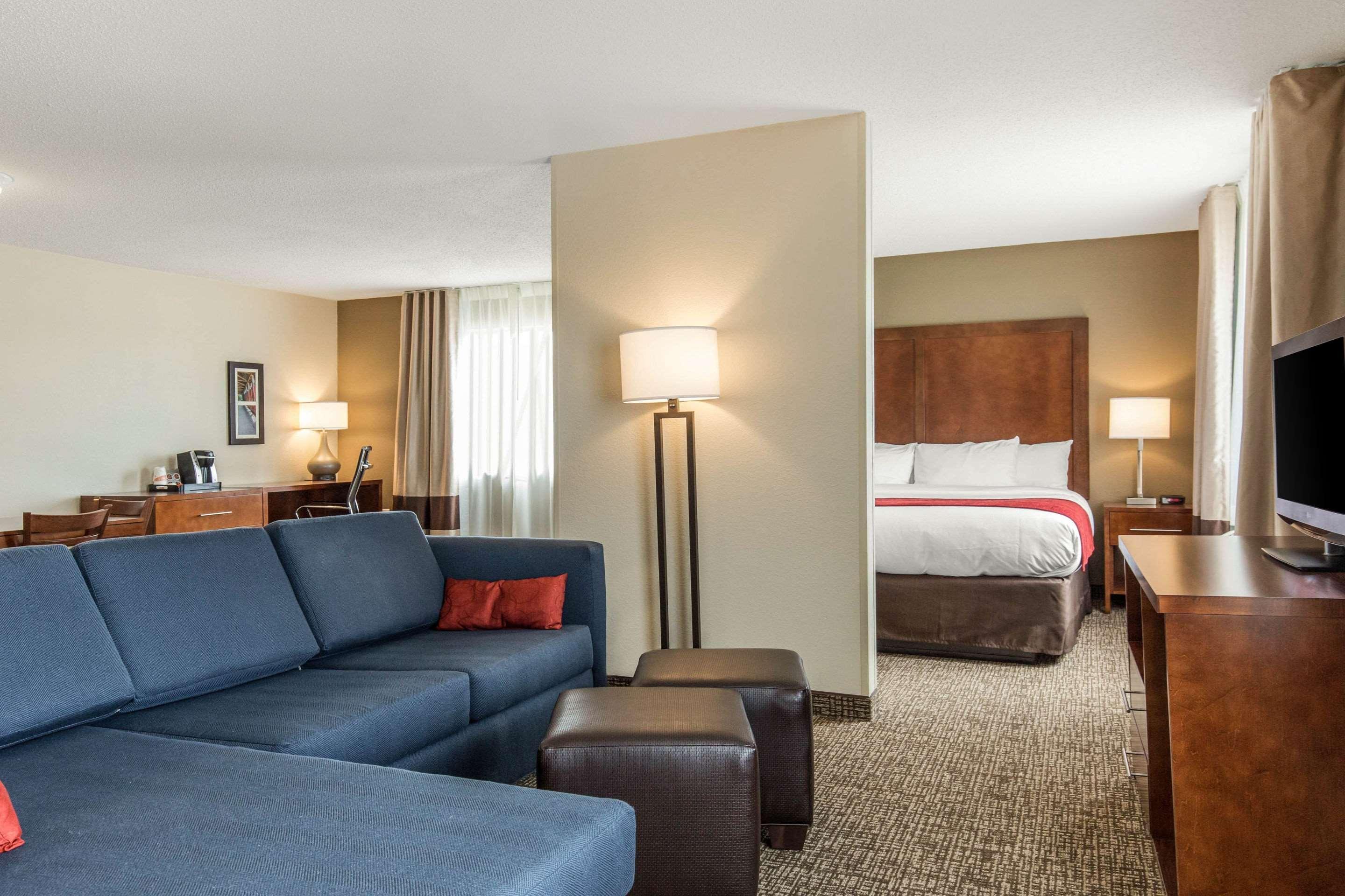 Comfort Inn La Porte Exteriör bild